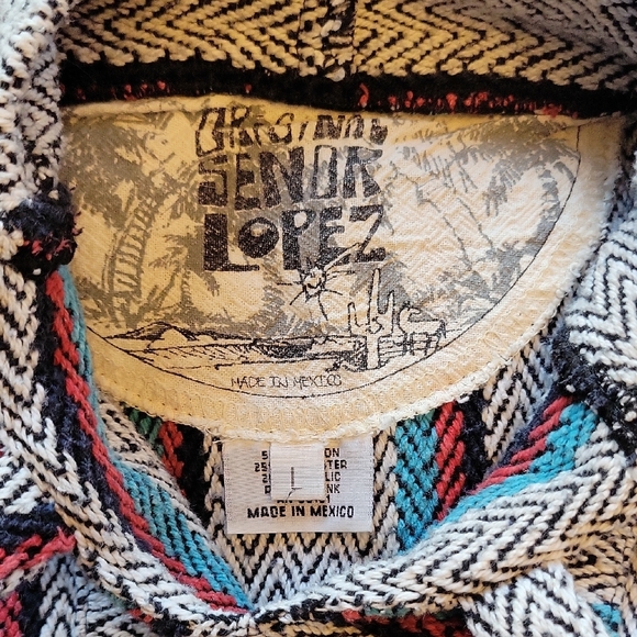 Striped Hooded Drug Rug - Picture 2 of 5